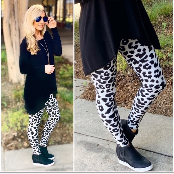 CASUAL NIGHTS WEDGE SNEAKER-BLACK - Picture 2 of 2